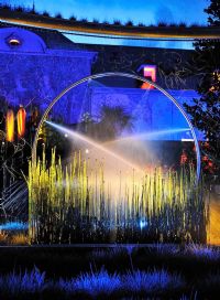 Sons et lumières, illuminationsFéerie nocturne au Jardin. Du 4 au 21 août 2016 à Husseren-Wesserling. Haut-Rhin.  20H00